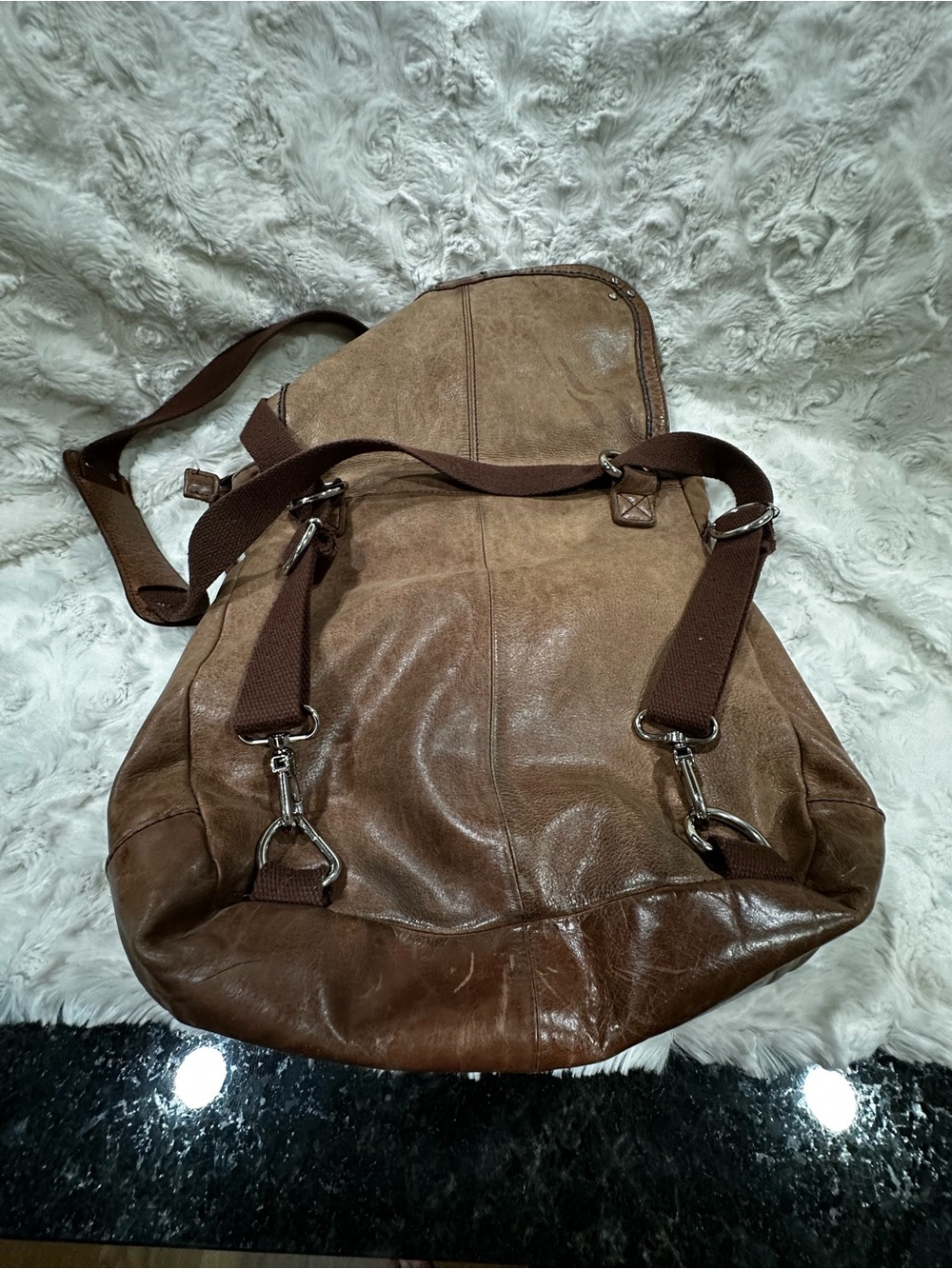 The Sak Brown Leather Crossbody Shoulder Bag - Picture 10 of 13